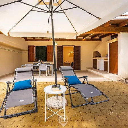 Casa Adele - Steps To Cala Sinzias Дом отдыха *