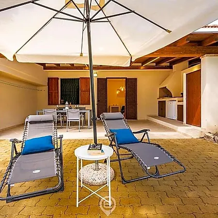בית נופש Estay - Casa Adele - Exclusive Vacation On The